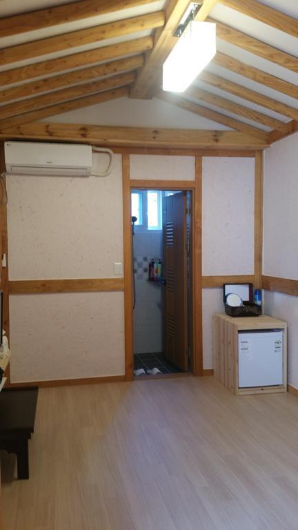 ג'אונג'ו Jeongga Hanok מראה חיצוני תמונה