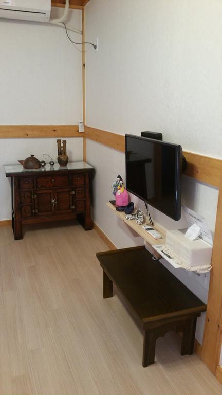 ג'אונג'ו Jeongga Hanok מראה חיצוני תמונה
