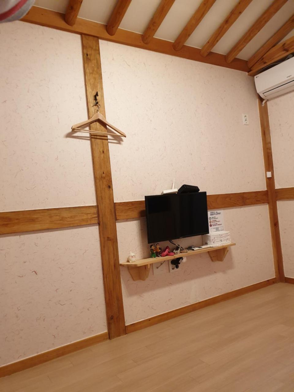 ג'אונג'ו Jeongga Hanok מראה חיצוני תמונה